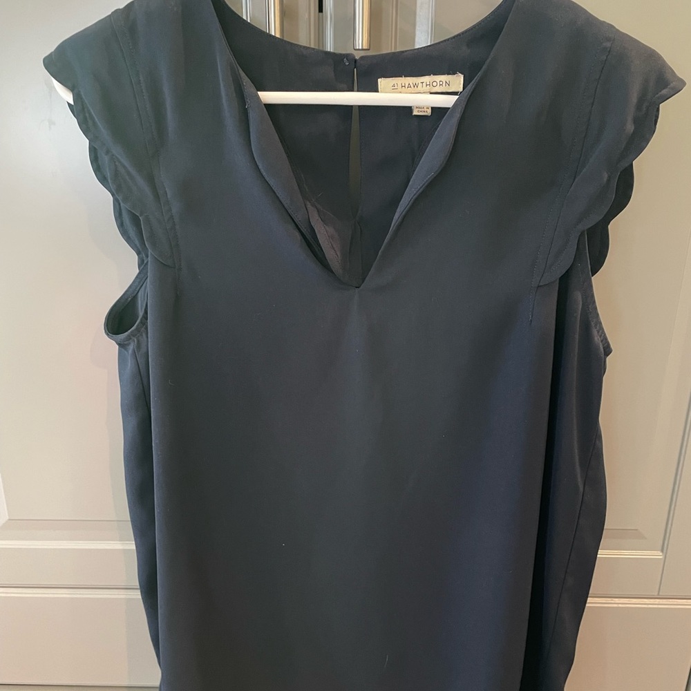 41 Hawthorn - Dawney Scallop Trim Blouse